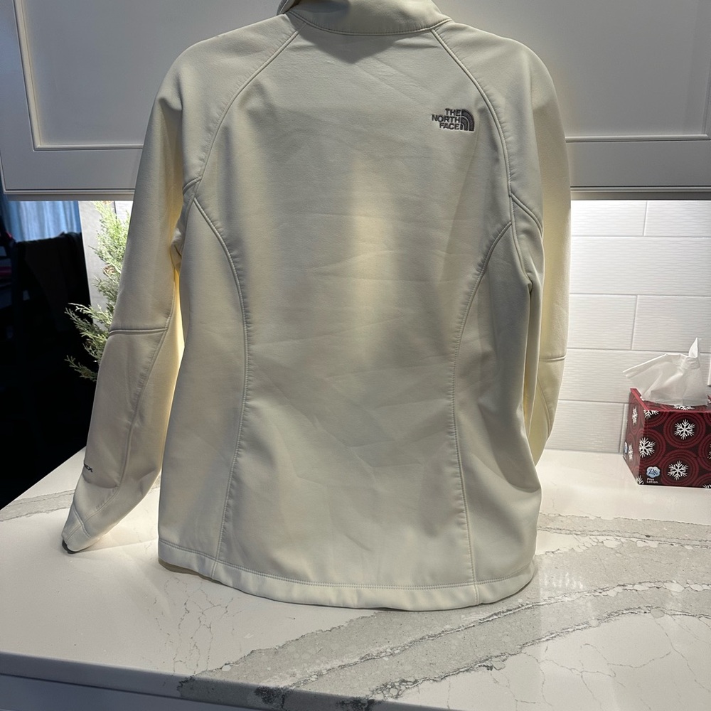 The North Face White TNF Apex Jacket - Picture 2 of 4